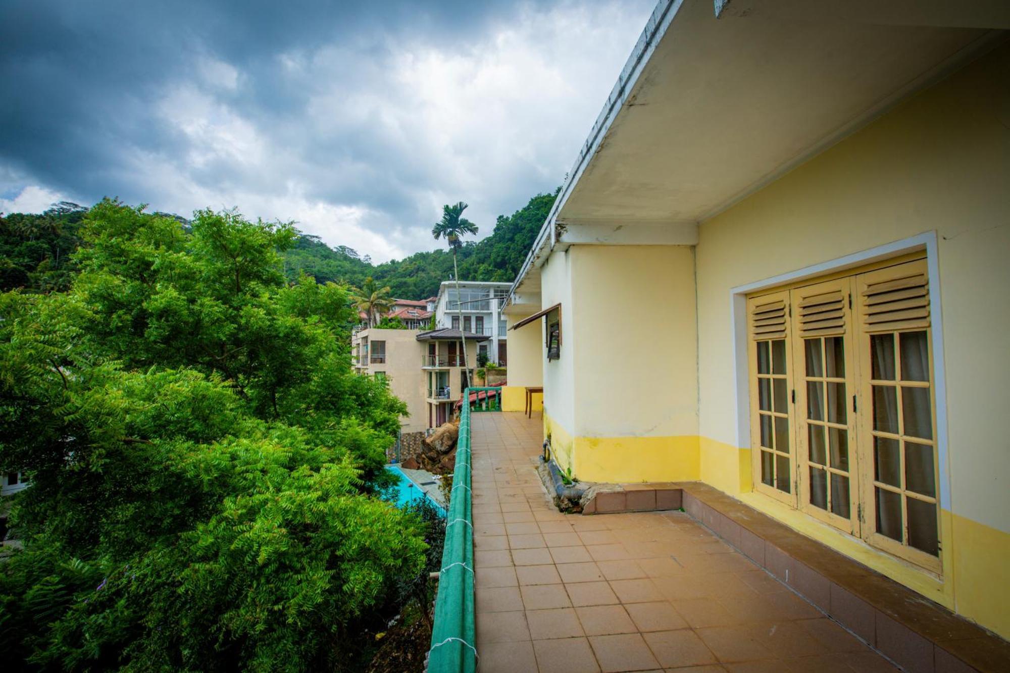 Sunbloom Inn 康提 外观 照片